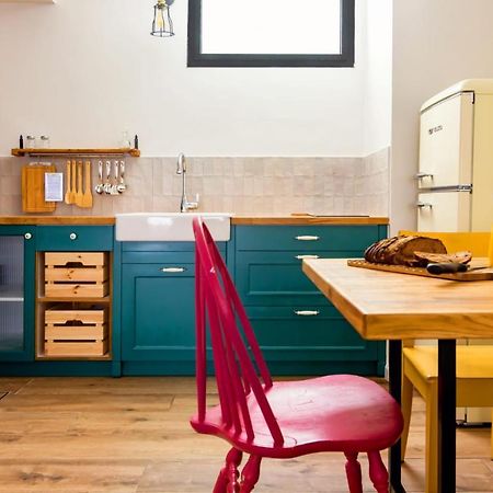 Jabotinsky 37 Bed & Breakfast Zikhron Yaakov Bagian luar foto