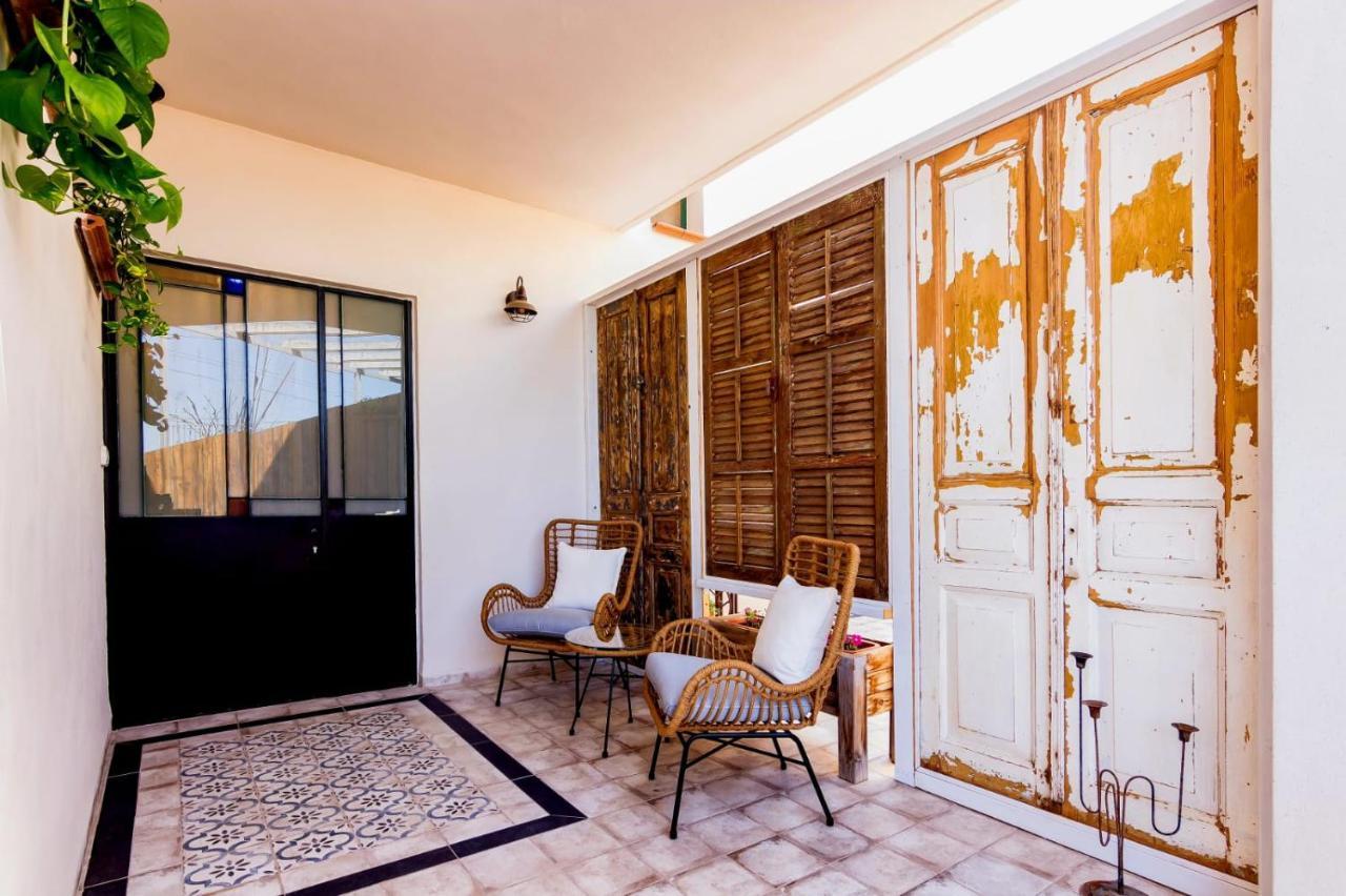 Jabotinsky 37 Bed & Breakfast Zikhron Yaakov Bagian luar foto
